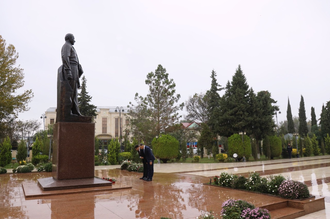 Rəşad Nəbiyev Zərdabda vətəndaşları qəbul etdi - FOTOLAR